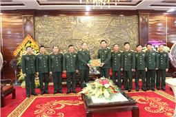 Chính ủy Quân khu chúc Tết Bộ tư lệnh Quân đoàn 2